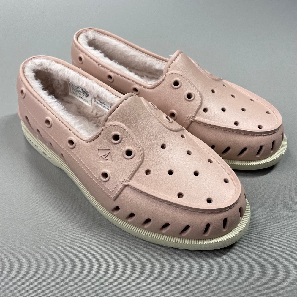NEW Sperry Shoes Womens 7 blush pink faux fur float boat rubber slippers casual